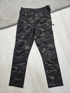 カモフラージュカーゴパンツ スリムフィット