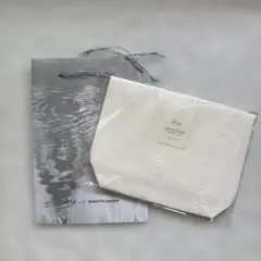 【新品】IPSA beautiful people コスメバッグ ホワイトのサムネイル