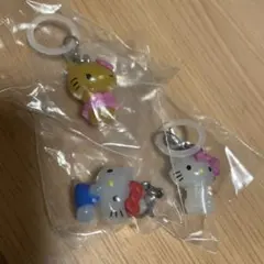 ハローキティ めじるしアクセサリー　3個セット