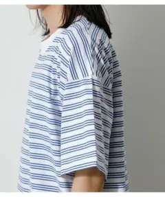 【AZUL by MOUSSY】ボーダーBIG T ブルー