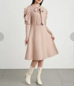 LILY BROWN　ワンピース　バックリボン2wayニットワンピース　ベージュ