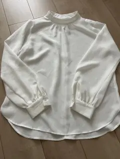 レディース白ブラウス