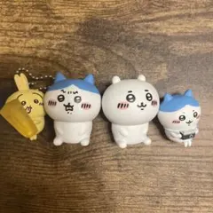 ちいかわ　たべものいっぱいマスコット2 うさぎ　ハチワレ　座るちいかわ