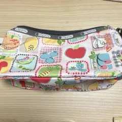 Lesportsac フルーツ柄ポーチバッグ