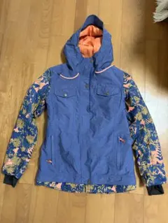 ROXYスノーボードウェア上下セット　値下げ中