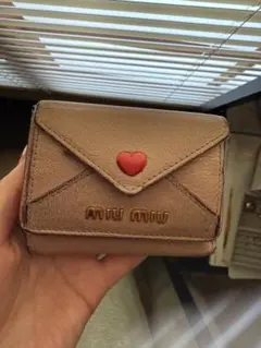 miumiu 財布　ラブレター　ピンクのサムネイル