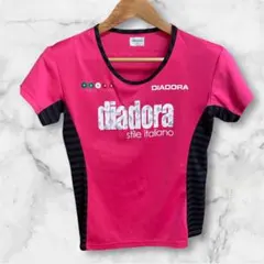 美品！DIADORA スポーティTシャツ ピンク×ブラックのサムネイル