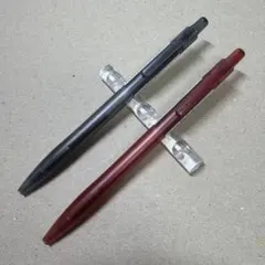 新品 廃盤 MUJI 無印良品 なめらか 油性 ボールペン 2色セット 黒赤のサムネイル