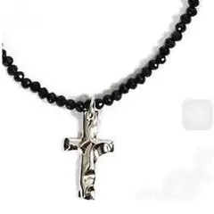 ブラックスピネル風 ネックレス　クロス　 男女 兼用 EXILEアツシ愛用タイプ