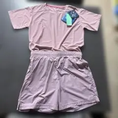 【新品・未使用】爆速乾軽量半袖Tシャツとナイロン撥水ストレッチショートパンツ