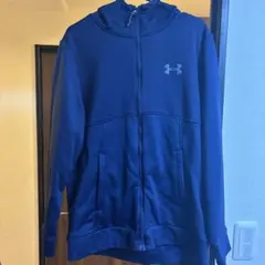 アンダーアーマー　パーカー
