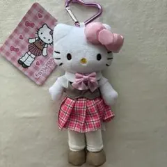 新品 ハローキティ ピンク 制服 ぬいぐるみキーホルダー 足長 ベスト 상태좋음 ①