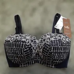 Item thumbnail for item 2e46c4c6-b377-4e20-a4bf-5fbc2bbd53f3