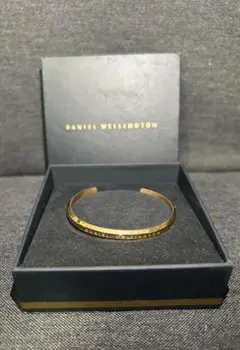 新品Daniel Wellington ArchCuffRoseGold4mm - メルカリ