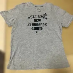 アディダス　Tシャツ