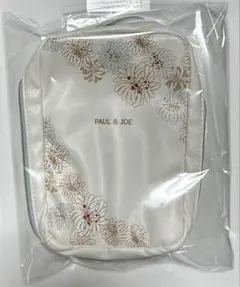 PAUL & JOE ポーチ ホワイト お届けゼクシィ付録のサムネイル