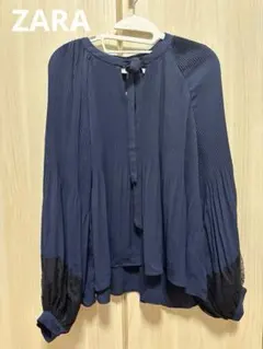 未使用☆ZARA☆ネイビー プリーツ レース付きブラウス
