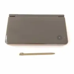 Nintendo　ニンテンドーDSiLL ダークブラウン　任天堂　　ゲーム機