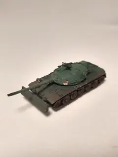 1/144 74式戦車 ドーザー付 単色迷彩 ワールドタンクミュージアム 海洋堂のサムネイル