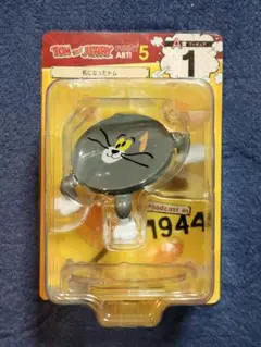 TOM and JERRY 一番くじ A賞　フィギュア(机になったトム）