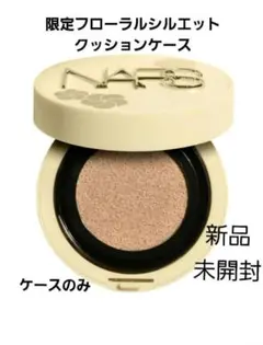 NARS ライトリフレクティング セラムクッションファンデーションケース　限定品のサムネイル