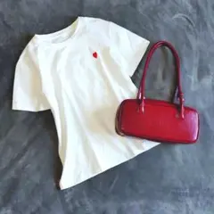 ワンポイント半袖Tシャツ ハート柄 ホワイト 白T トレンド カジュアル 通学服のサムネイル