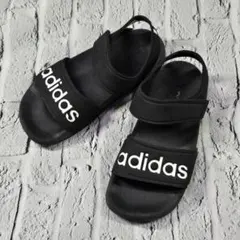 adidas ブラック スポーツサンダル