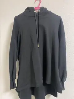 早い者勝ち！✨GU ジーユー 黒 L サイドスリット オーバーサイズパーカー