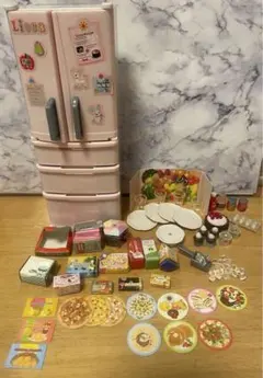 リカちゃん こおりコロコロれいぞうこ