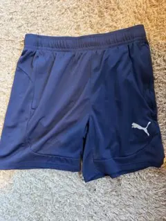 タグなし未使用　プーマハーフパンツ　ネイビー
