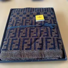 FENDI　ズッカ柄　 バスタオル ブラウン系のサムネイル