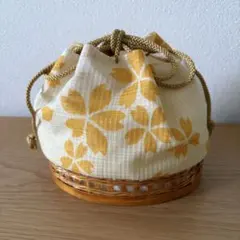 【美品】 和装 巾着バッグ かご風 浴衣 桜柄 黄色のサムネイル
