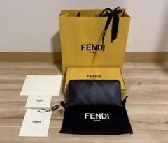 FENDI 長財布　メンズ　日本限定のサムネイル