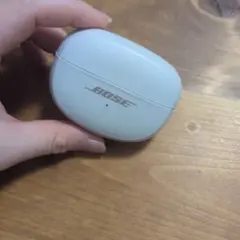 bose ultra open earbuds 充電ケースのみ　①