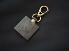 Item thumbnail for item 0d03b8b5-cb2a-4bcc-b722-c3b75eb76111