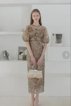 試着のみ】 LejaフラワーディテールパフスリーブIラインワンピース