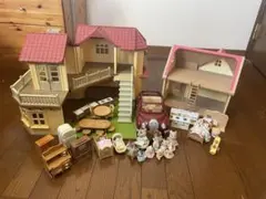 【大特価！】シルバニアファミリーまとめ売り　赤い屋根の大きなお家　車　家具　人形