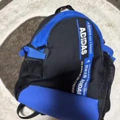 adidas リュック 黒 青