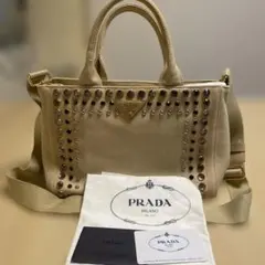 PRADA ビジュー装飾 キャンバストートバッグ ベージュ - メルカリ