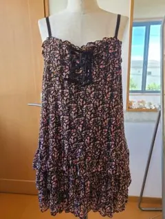 値下げしました！大きいサイズでも可愛い服が着たい！花柄ビスチェワンピース