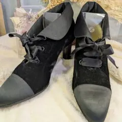 【美品】CHANEL 1994年ヴィンテージ レースアップ ブーティ 23.5のサムネイル