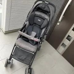 ジョイー　ベビーカー　AB型のサムネイル