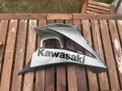 Kawasaki カウル サイドパネル シルバーのサムネイル