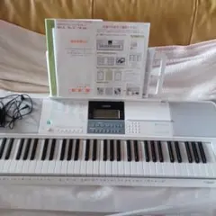 CASIO LK-516 キーボード 61鍵 取扱説明書付きのサムネイル