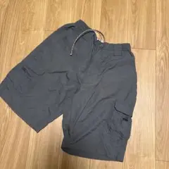グレー カーゴショートパンツ ドローストリング付き