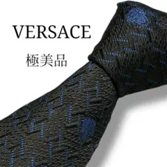 ⭐️ヴェルサーチェ⭐️極美品⭐️高級ネクタイ　メデューサ柄　小紋柄　ジャガード　黒×青