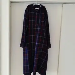 ネイビーとレッドのチェック柄シャツワンピース