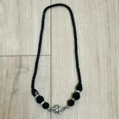 Item thumbnail for item 7aacdf9e-8070-4507-8fad-077f1b4d13c9