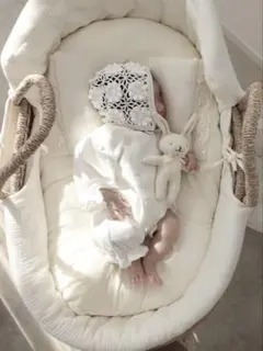 【monbebe】 グローリーロンパース (ロングレッグ）ハンドメイドボンネット