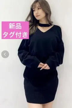 【GYDA】新品❣️ブラック Vネック カットアウトニットワンピ